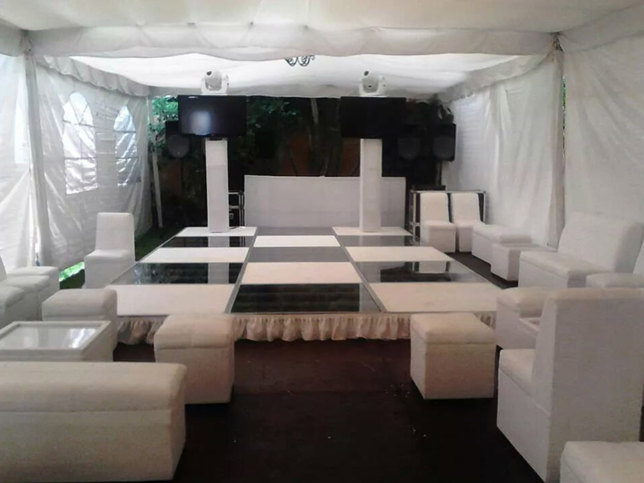 Salas lounge Cuernavaca Black Diamond